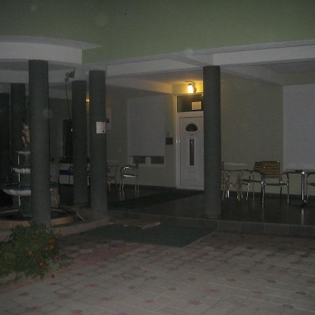 Guest House Vila Mimoza Ulcinj Extérieur photo