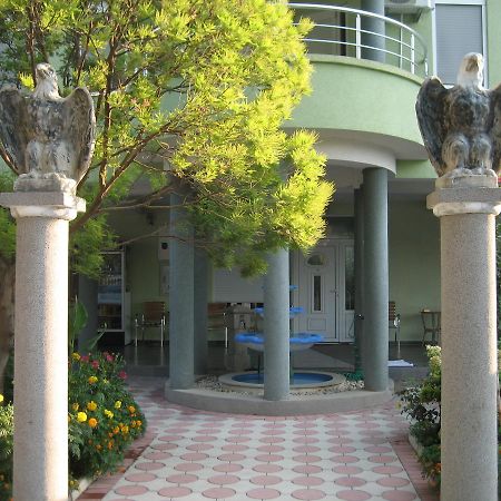 Guest House Vila Mimoza Ulcinj Extérieur photo