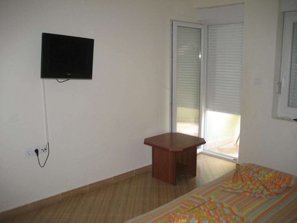 Guest House Vila Mimoza Ulcinj Extérieur photo