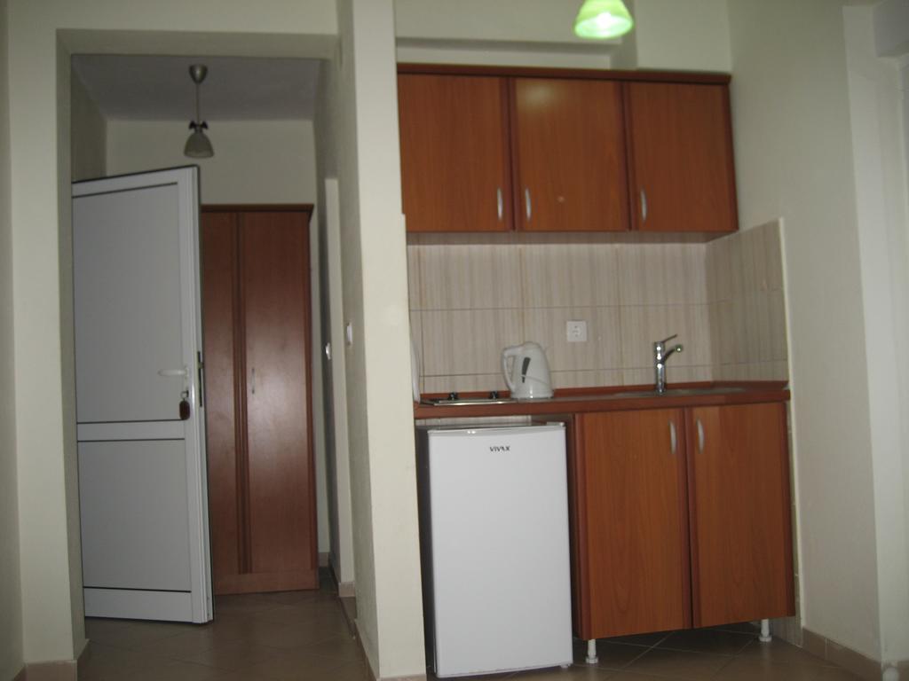 Guest House Vila Mimoza Ulcinj Extérieur photo