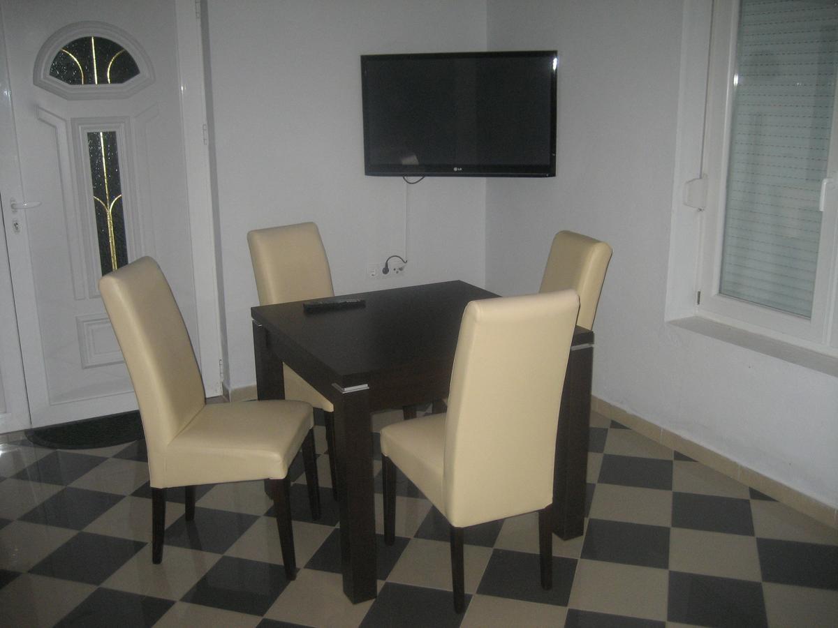 Guest House Vila Mimoza Ulcinj Extérieur photo
