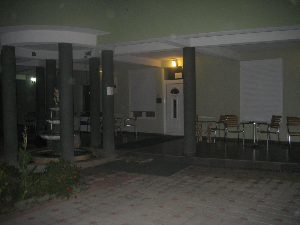 Guest House Vila Mimoza Ulcinj Extérieur photo