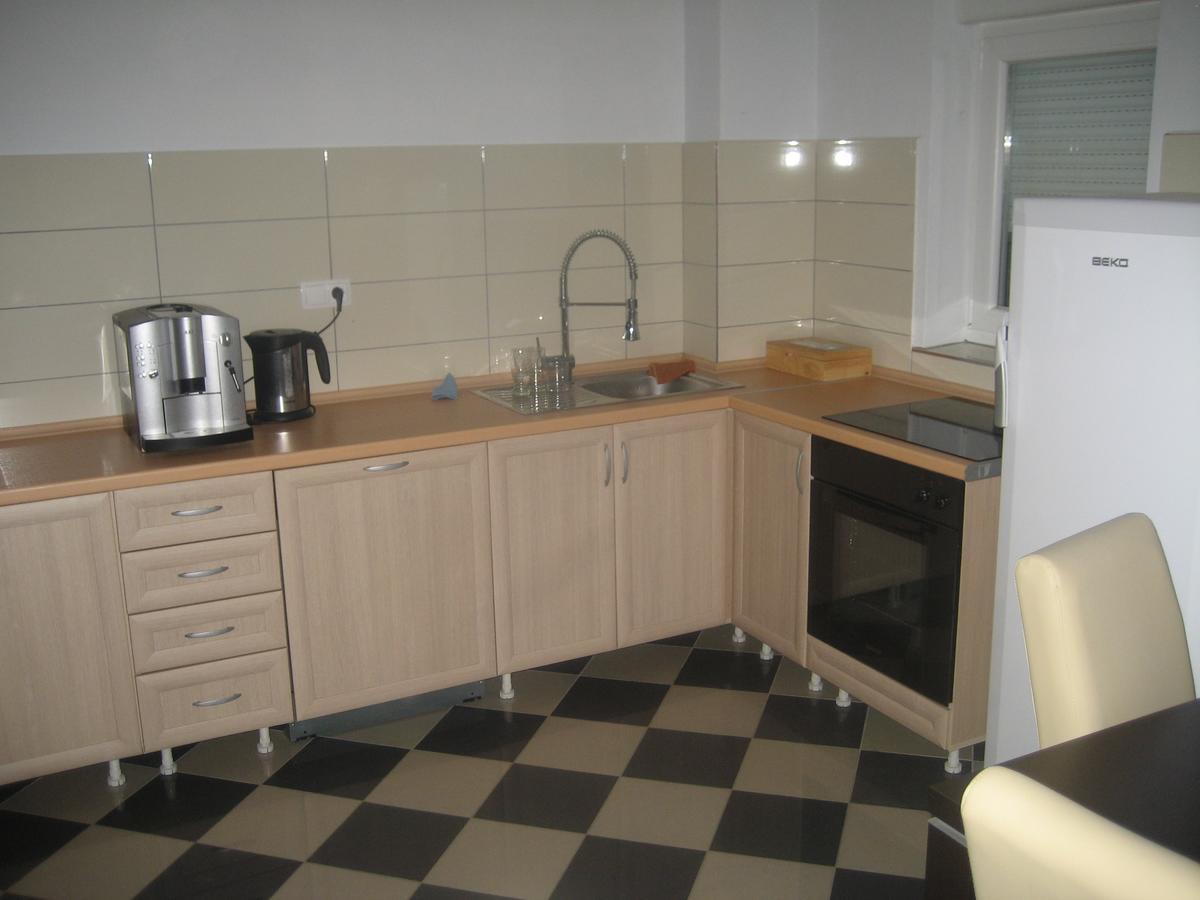 Guest House Vila Mimoza Ulcinj Extérieur photo
