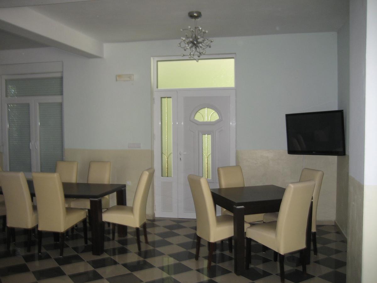 Guest House Vila Mimoza Ulcinj Extérieur photo