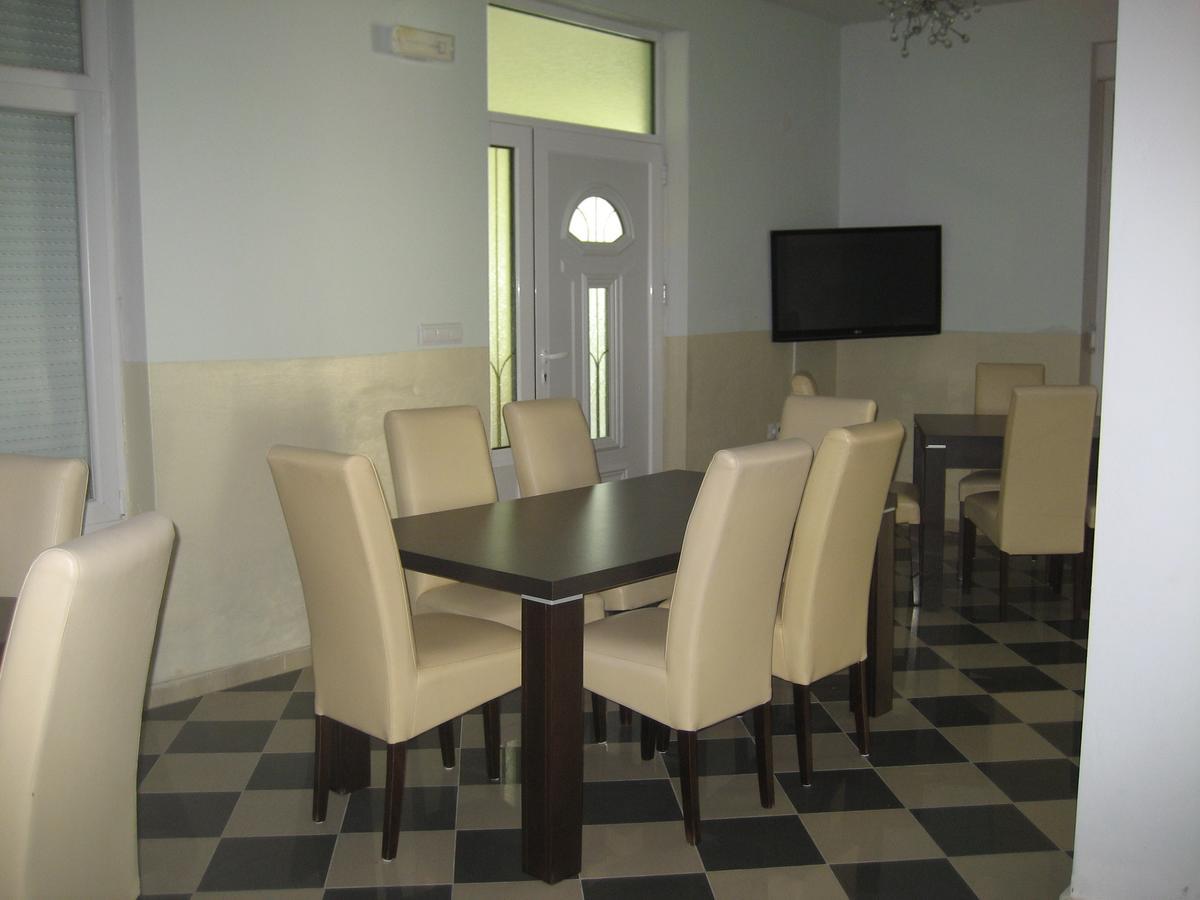 Guest House Vila Mimoza Ulcinj Extérieur photo