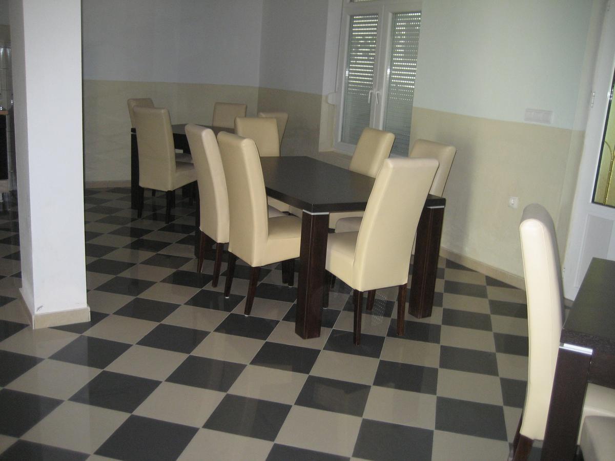 Guest House Vila Mimoza Ulcinj Extérieur photo