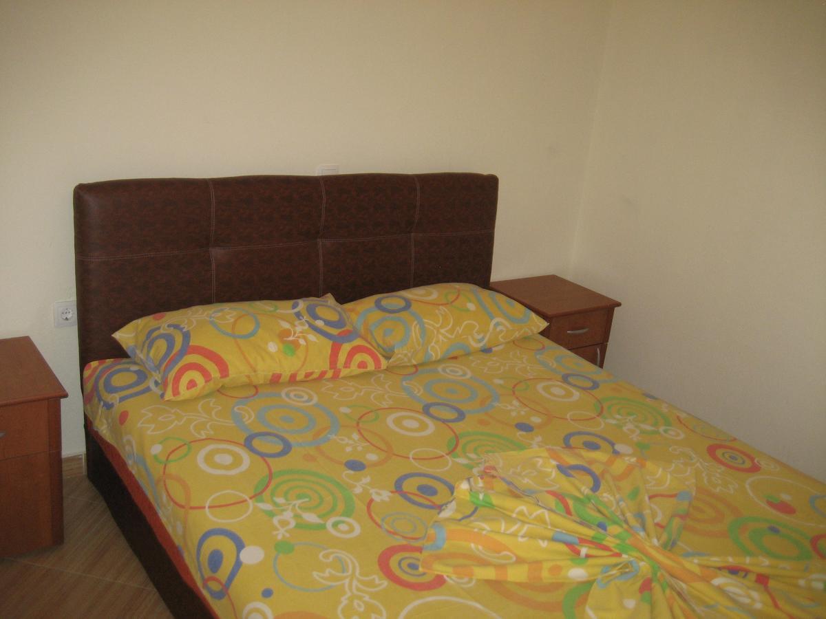 Guest House Vila Mimoza Ulcinj Extérieur photo